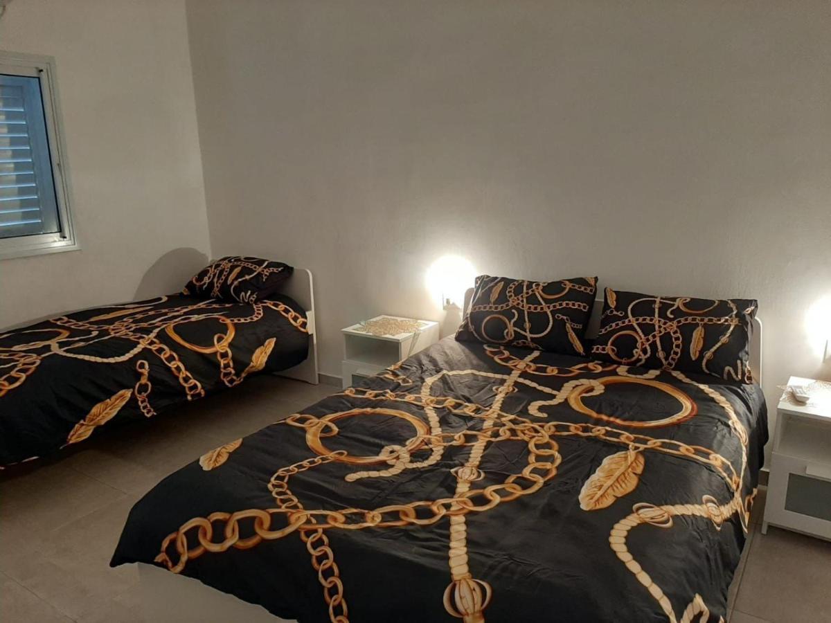 Romy Suites Deluxe Нетания Экстерьер фото